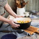 EnamelLinedCastIronCrockPot_PDP_04 Barebones.webp