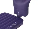 MegaMat-Ultra-Schnozzel-Pump-Bag-aubergine-in-use.webp