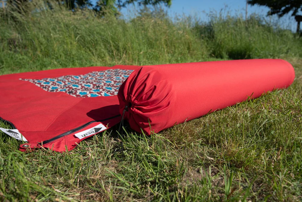 Rouleau de coussins connectables Zip-XL Lounger rouge FE noir Bent